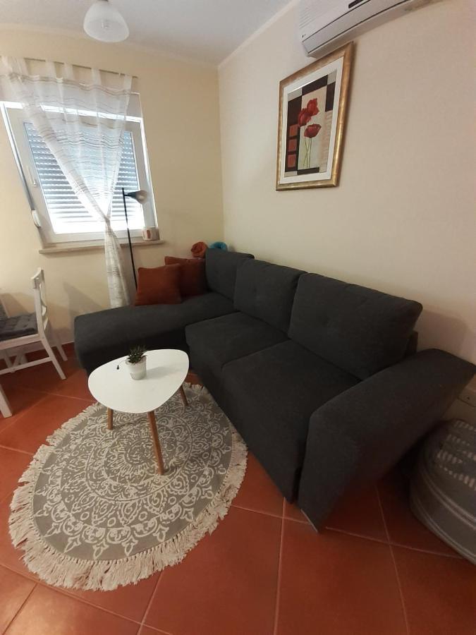 Lola Apartmani Ровинь Экстерьер фото